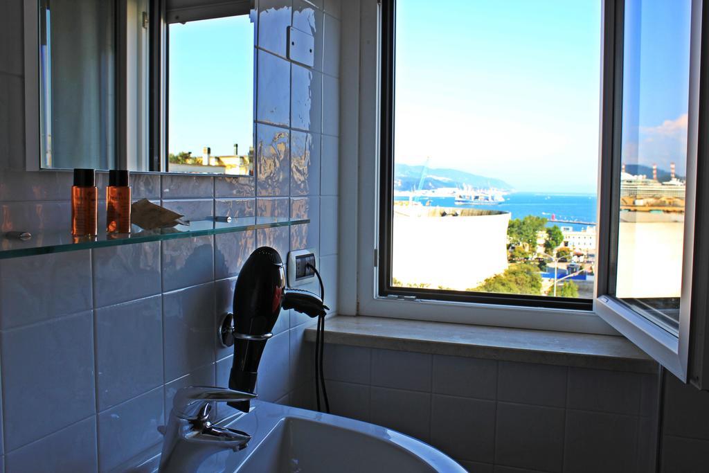 Hh Il Gabbiano Hotell La Spezia Rum bild